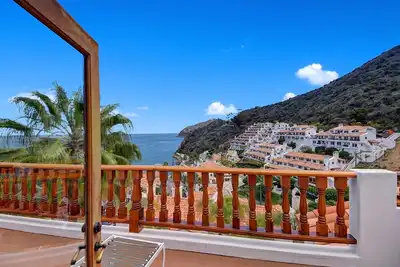 Image de Villa spacieuse, lumineuse, 1300 sq. Ft. , Wifi, voiturette de golf, 2 cheminées