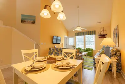 Image de BareFoot Resort @ Heron Bay Maison de ville sur 2 étages, golf, plage, piscine, détente et répétition