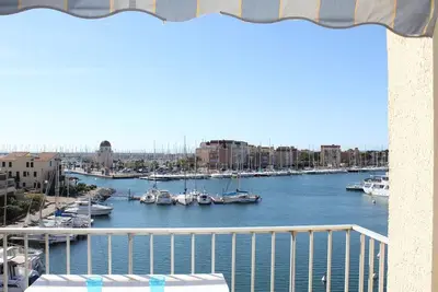 Image de Apt famille 6 pers avec terrasse, parking et lave-linge Ă Gruissan