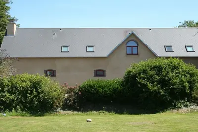 Image de Maison spacieuse à Marchésieux, 9 pers, animaux admis, wifi, proche ferme bio