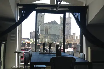 Image de Loft design au coeur de ville avec deux grandes terrasses et vue exceptionnelle