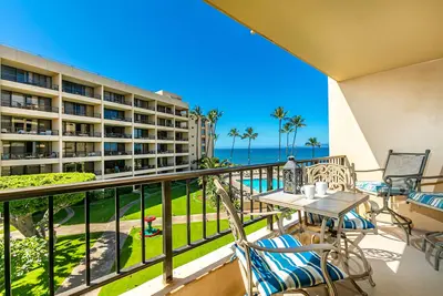 Image de Ocean View Condo au troisième étage du Sugar Beach Resort # 301