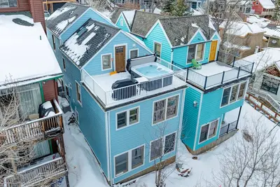 Image de Demeure sur Woodside | Accès à toutes les offres de Park City | Marchez jusqu'à Ski / Main St | Jacuzzi!