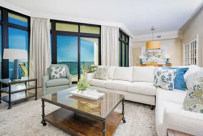Image de Phoenix West Ii - 3 chambres - Condo 1702 * BeachFront *