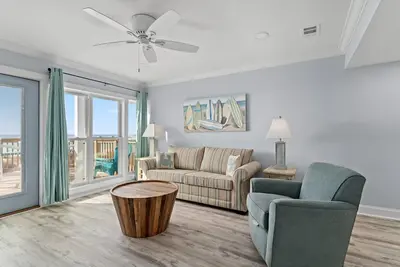 Image de SITUÉ Sur Une Belle Plage Donnant Sur Le Golfe! Ouvert 9 / 14-21! Sleeps 6!