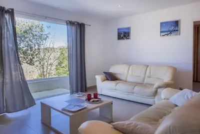 Image de Domaine Ghjulia magnifique appartement au cœur des vignes