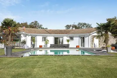Image de Homerez - Villa à Saint-Germain-d'Esteuil