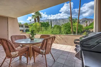 Image de Cozy Condo dans le Vieux Las Palmas, les étapes de repas, Downtown, boutiques et plus!