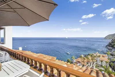 Image de Villa de luxe, vue imprenable sur l'océan, chariot de 6 places, Wifi