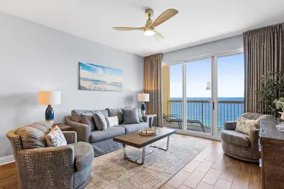 Image de Vente 20% De Rabais! Parc Aquatique, Piscine Avant Golfe Et Plus!