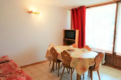 Image de Appartement 2 Pièces + Cabine pour 6 Personnes, Pied des Pistes à Morillon 1100