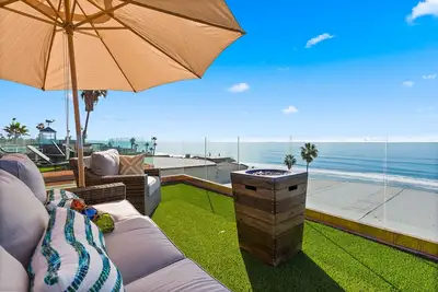 Image de Beach View Home avec Spa Pe-2271