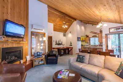 Image de Grand pont supérieur, courte randonnée à vélo vers Fort Rock Park ou le Village - Juni09