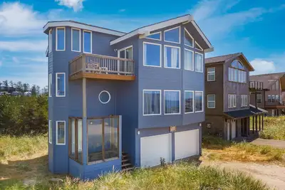 Image de Splendeur # 133 de bord de mer - grande maison de Pacific City en face de la plage avec des vues fantastiques