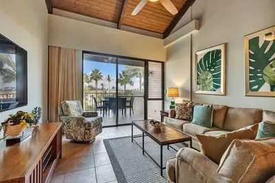 Image de Live in Luxe Style w/Modern Kitchen, WiFi, Washer/Dryer–Kamaole Sands 10413