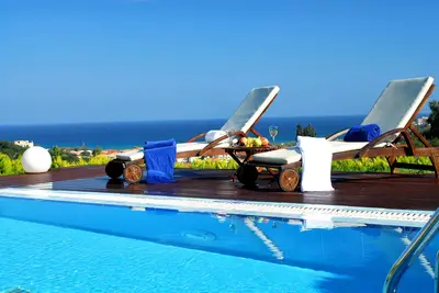 Image de Bienvenue À St. Hôtel John Resort - Villas de luxe - Suites & Spa