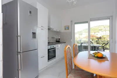 Image de Garçonnière avec la terrasse Marina, Trogir (As-1093-a)