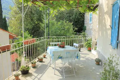 Image de Appartement de deux chambres avec la terrasse et la vue sur le mer Moscenicka Draga, Opatija (A-7906-b)