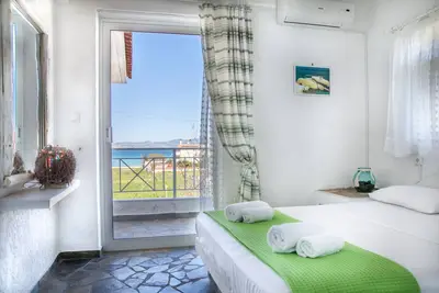 Condo indépendant, avec vue imprenable à quelques pas de la plage