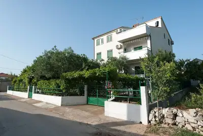 Image de Appartement d'une chambre avec air conditionné Turanj, Biograd (A-6445-a)