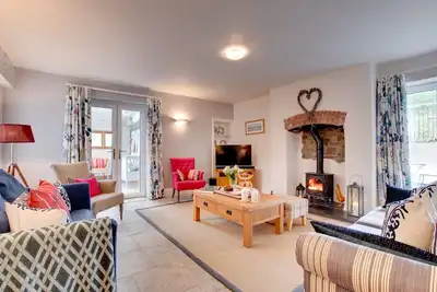 Image de Hillside - Cinq Chambres Maison, Couchages 10