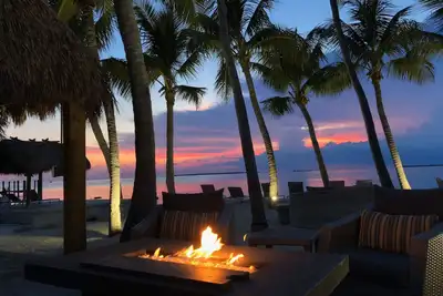 Image de Sunset Villas: Bayfront Beach Compound