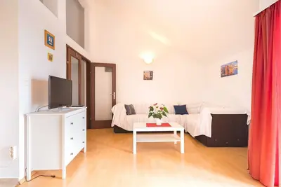 Image de Appartement de deux chambres avec la terrasse et la vue sur le mer Njivice, Krk (A-5427-b)