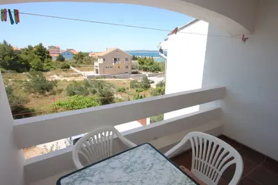Image de Appartement d'une chambre avec le balcon et la vue sur le mer Dobropoljana, Pasman (A-8198-a)