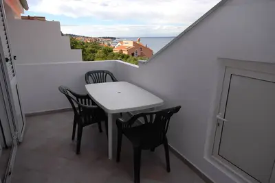 Image de Appartement de trois chambres avec le balcon et la vue sur le mer Kali, Ugljan (A-14083-d)