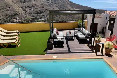 Image de Lv Los Veroles with heated and private pool, beautiful views and wifi.