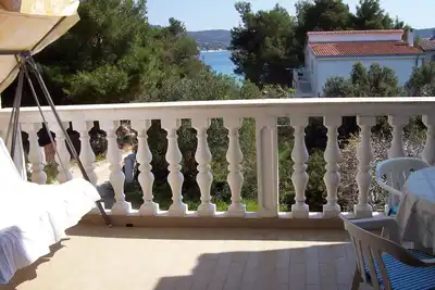Image de Appartement d'une chambre avec le balcon et la vue sur le mer Sevid, Trogir (A-11505-a)