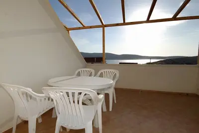 Appartement d'une chambre avec la terrasse et la vue sur le mer Zubovici, Pag (A-9363-a)