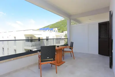 Image de Appartement d'une chambre avec la terrasse Baska Voda, Makarska (A-6773-a)