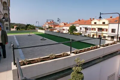 Image de Appartement de deux chambres avec la terrasse et la vue sur le mer Vrsar, Porec (A-3007-c)