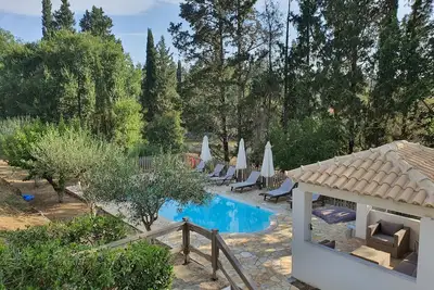 Image de Excellent rapport qualité prix, belle villa privée avec piscine, bien située.
