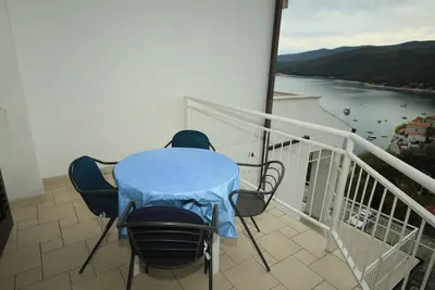Image de Appartement d'une chambre avec la terrasse et la vue sur le mer Rabac, Labin (A-7474-c)
