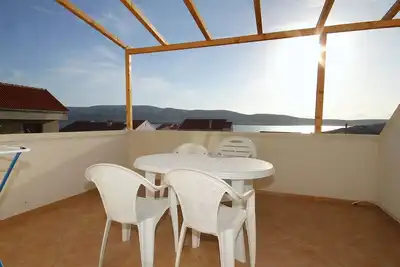 Image de Appartement d'une chambre avec la terrasse et la vue sur le mer Zubovici, Pag (A-9363-b)