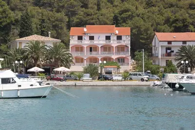 Image de Appartement d'une chambre avec la terrasse et la vue sur le mer Kukljica, Ugljan (A-8316-a)