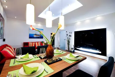 Image de Appartement luxueux et moderne avec balcon Ă Vienne,
