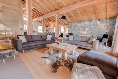 Image de Roches Noires Chalet 5* haut de gamme au centre du village