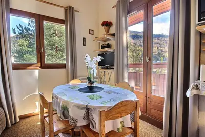 Image de Appartement cosy avec piscine et Wi-Fi Ă Bourg-Saint-Maurice