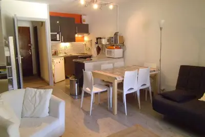 Image de Studio rénové 4 pers. au pied des pistes avec balcon et casier à ski