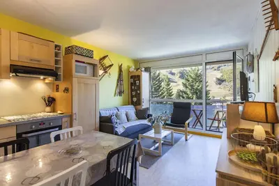Image de Studio cabine 6 pers, proche pistes, balcon, animaux admis, parking