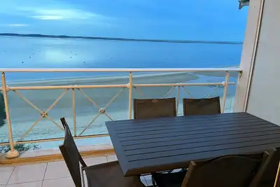 Image de Appartement T3 en bord de mer avec balcon, Wifi et parking sécurisé