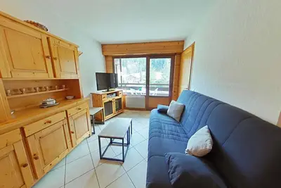 Image de Appartement cosy 2 pièces, 6 couchages, animaux acceptés, casier à skis, centre proche