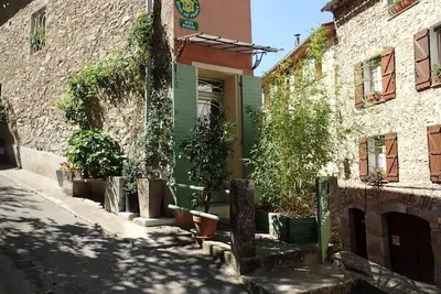 Image de Le petit gîte du coin - Meounes Les Montrieux