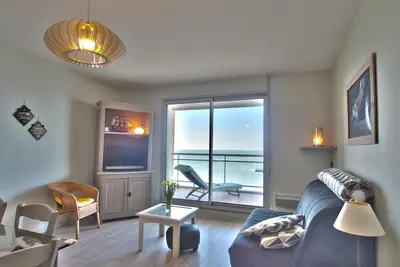 Image de Appartement 2 chambres avec magnifique terrasse face mer, au cœur du quartier pittoresque de la Chaume