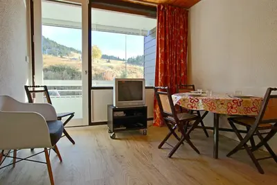 Image de Appartement cosy 4 personnes, balcon, pied des pistes, proche garderie, Chamrousse 1750