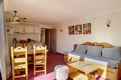 Image de Bel appartement rénové 2 pièces proche des pistes avec balcon, sauna, hammam et Wifi