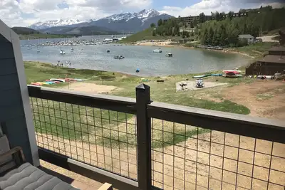 Image de Retraite Ă Lakeview Mountain